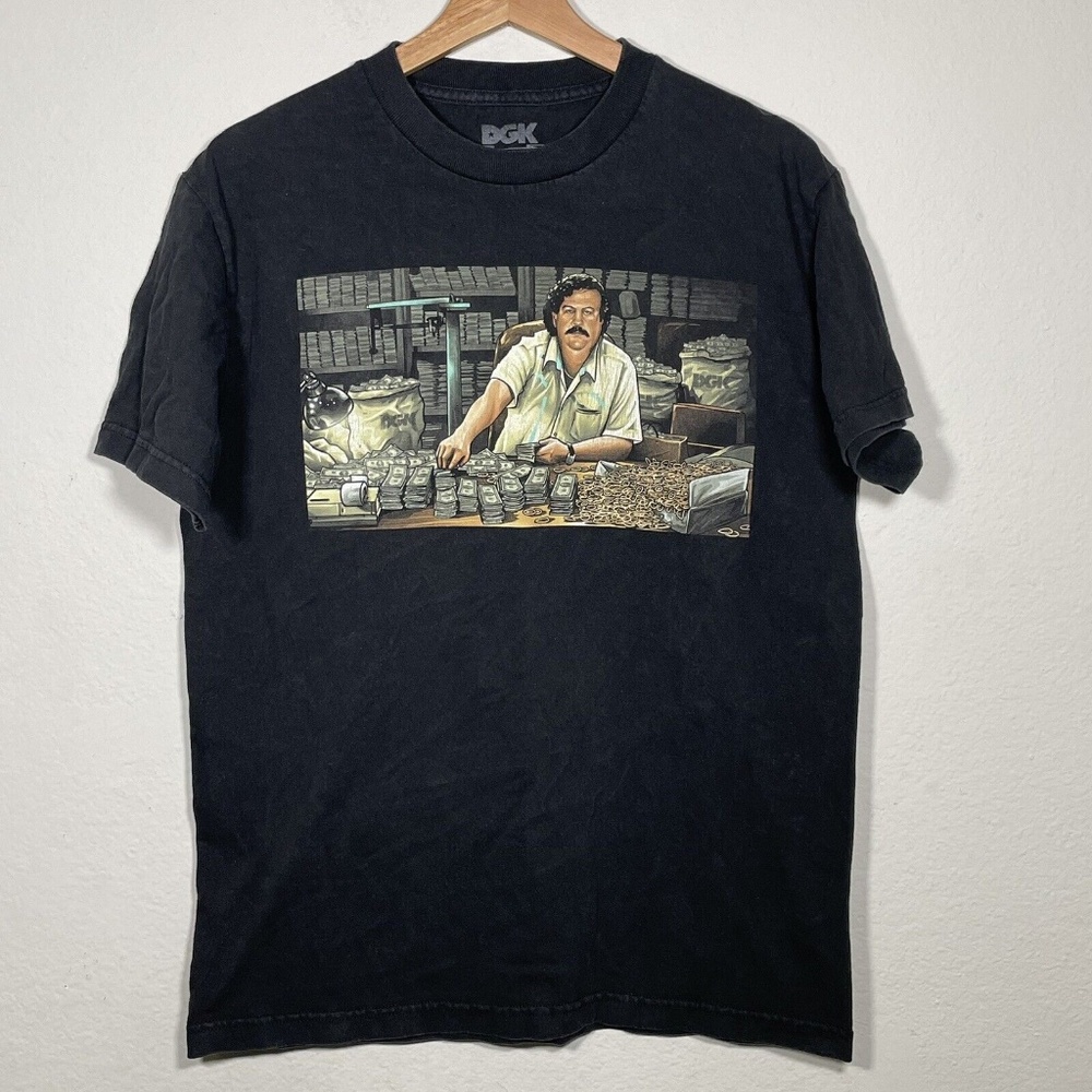 DGK The Boss Black Cotton Pablo Escobar Graphic Crew Neck T Shirt Men Size M